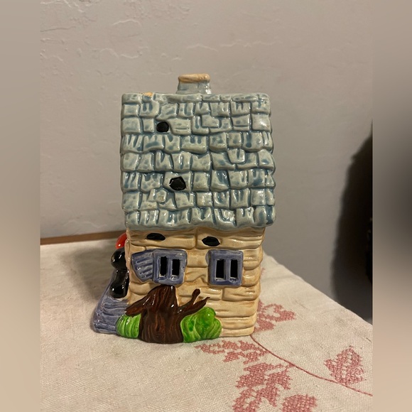 VTG Casper Ceramic Lighted Haunted House 1980s - Picture 5 of 5